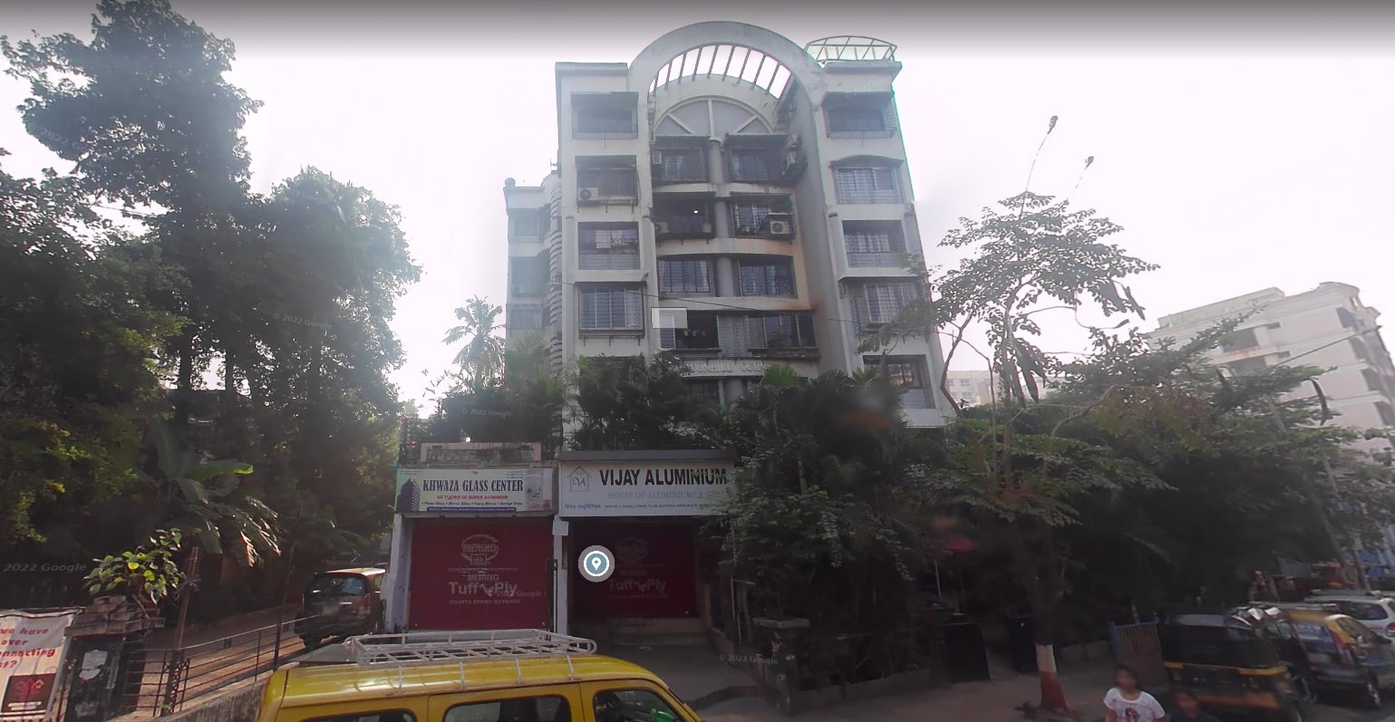 4BHK in Dunhill Corner , Santacruz East