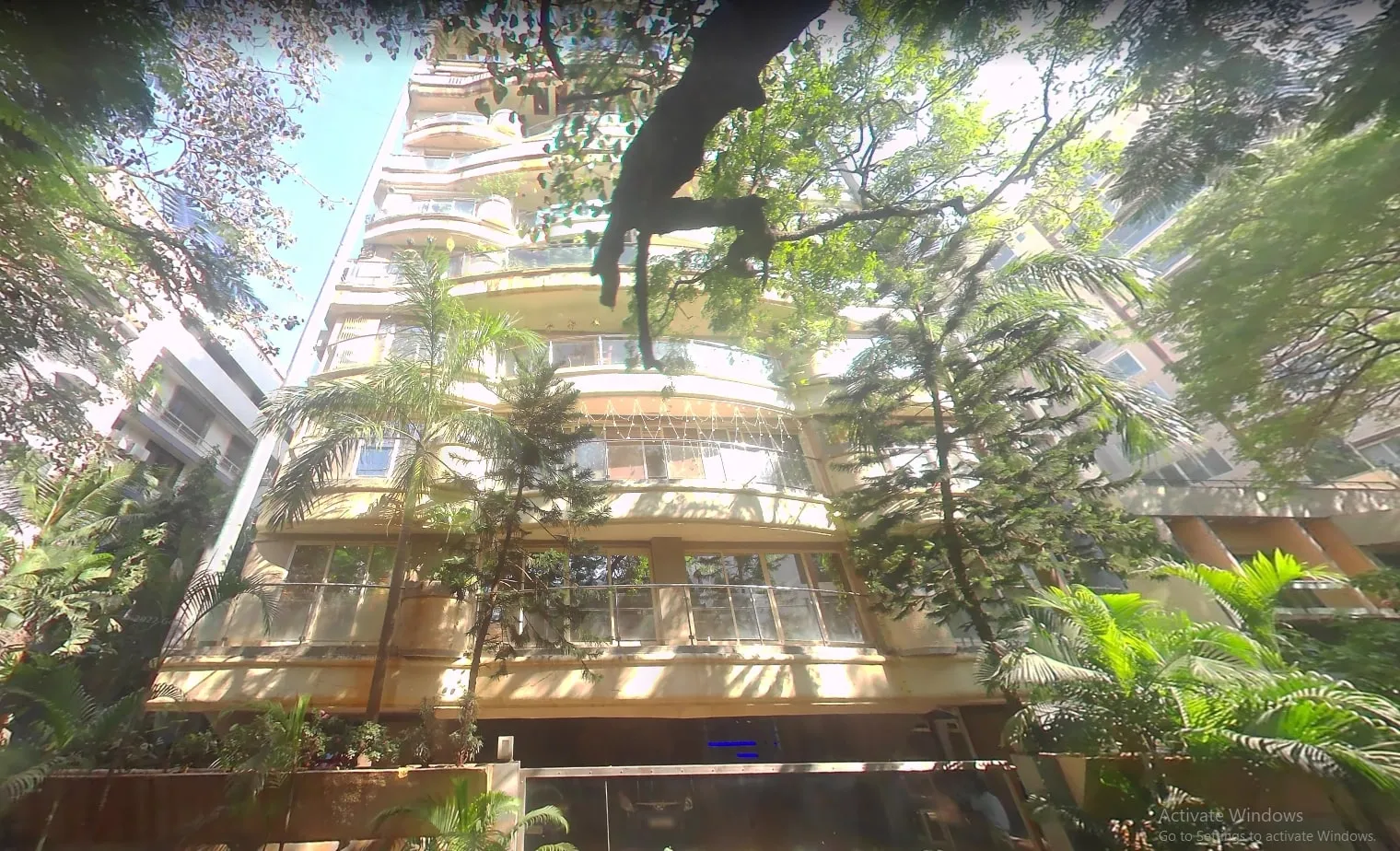 4 BHK Flats for Sale in Dilrag, Juhu
