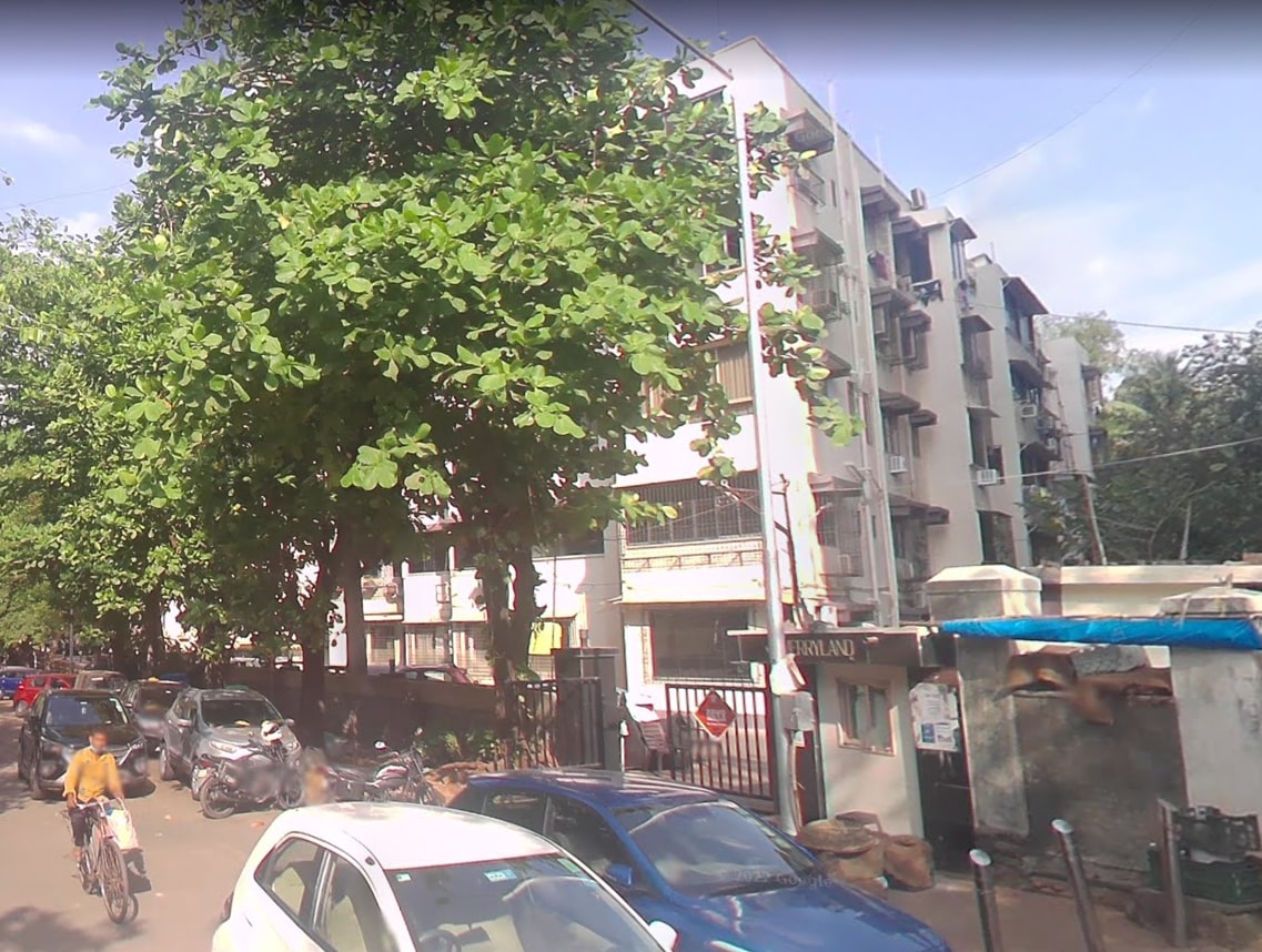 2 BHK Flats on Rent in Merryland Apartments, Worli