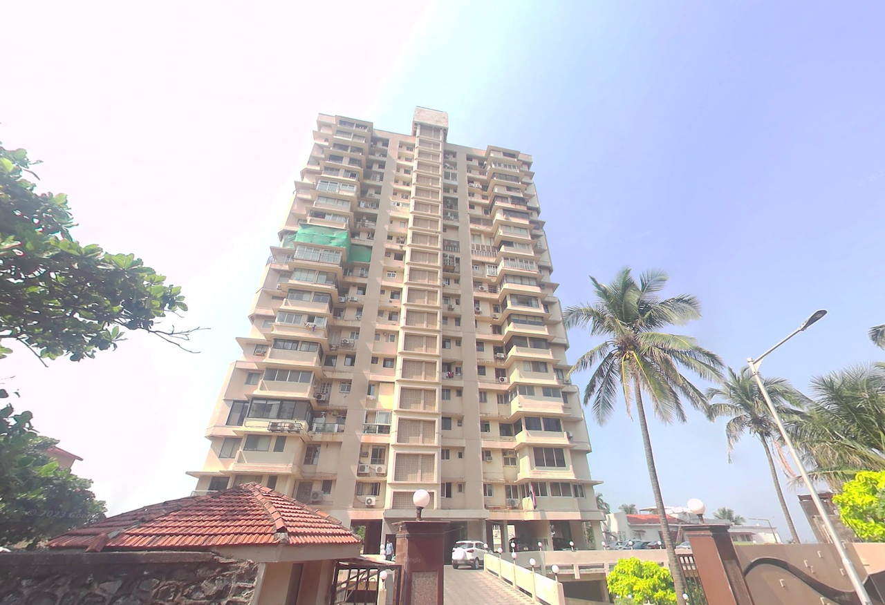 3 BHK Semi Furnished in Benhur Apartment , Nepeansea Road