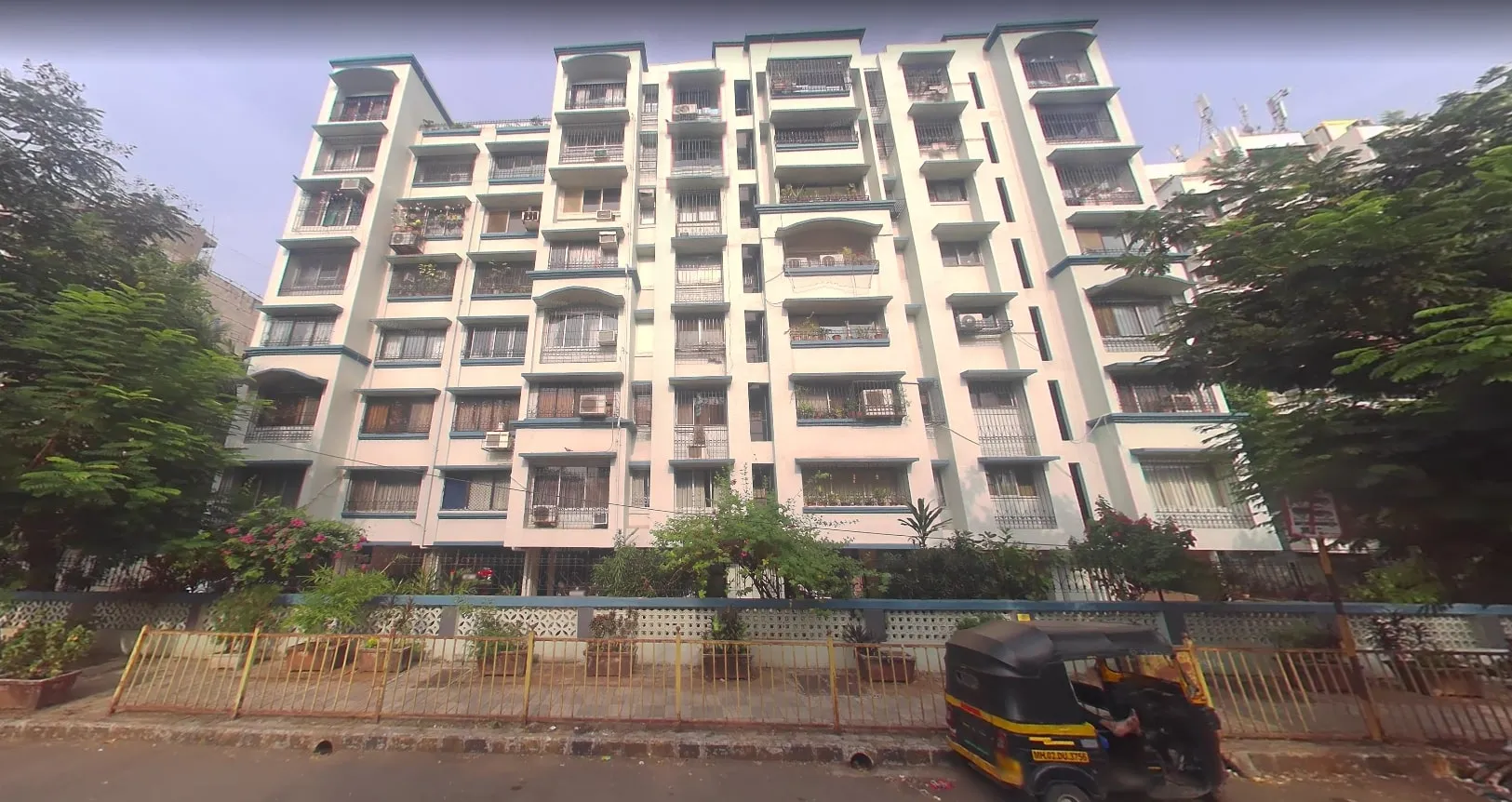 2½ BHK Flats on Rent in New Blue Heaven Society, Andheri West