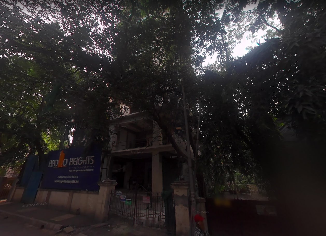 Building - Apollo Heights, Khar West