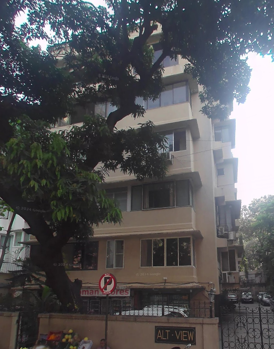3 BHK Semi Furnished in Alt View , Altamount Road