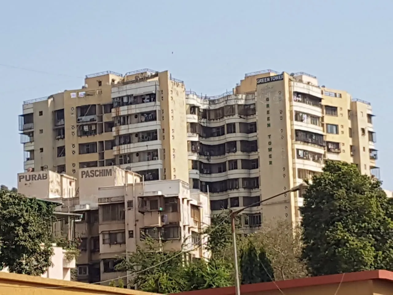 1 BHK Flats for Sale in Green Towers, Andheri West