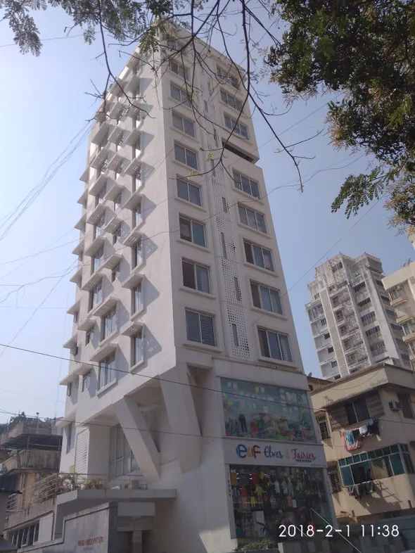 2 BHK Flats on Rent in Hari Bhavan, Khar West