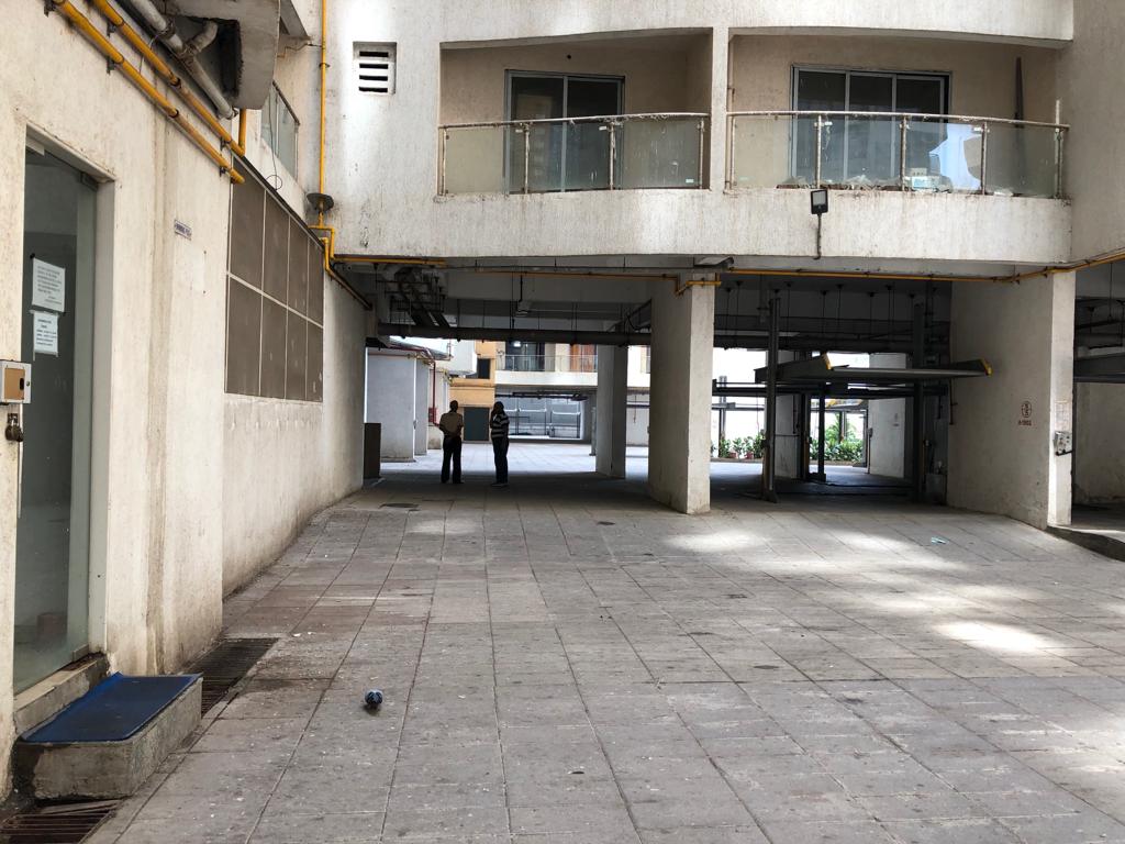 HDIL Metropolis in Andheri West