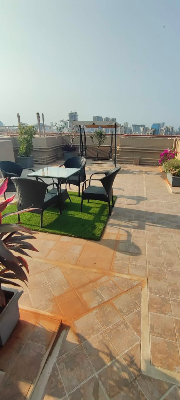 4 - Gurnani Palms, Andheri West