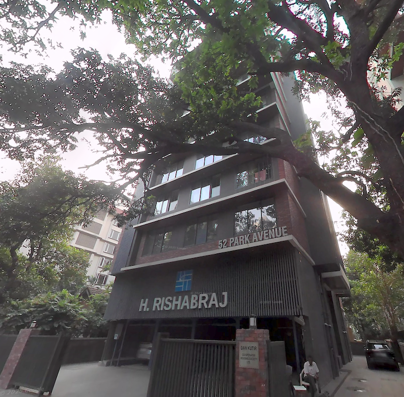 3 BHK Flats for Sale in 52 Park Avenue, Khar West