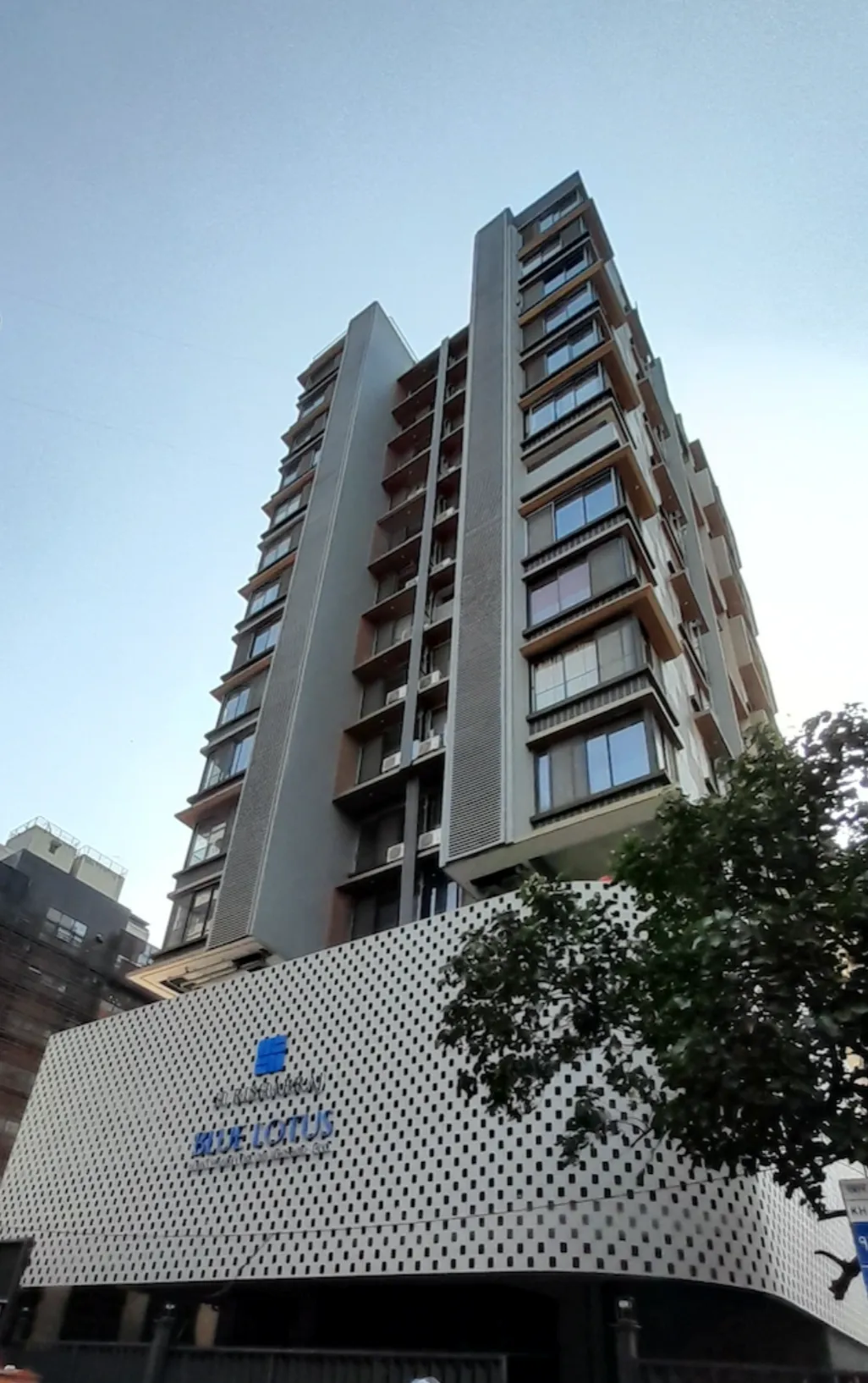 2 BHK Blue Lotus, Khar West — for Sale — photo 1