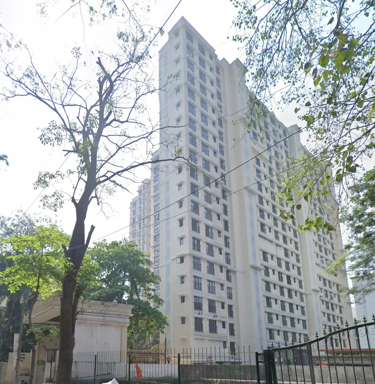 1.5 BHK Pearl Heaven, Andheri East — for Sale