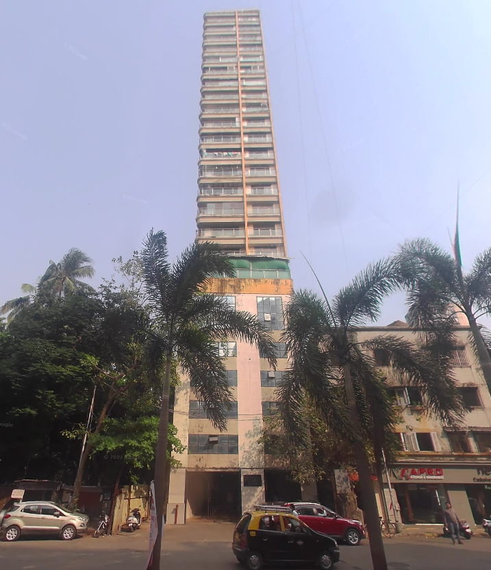 1 BHK Un Furnished in Universal Heights , Grant Road
