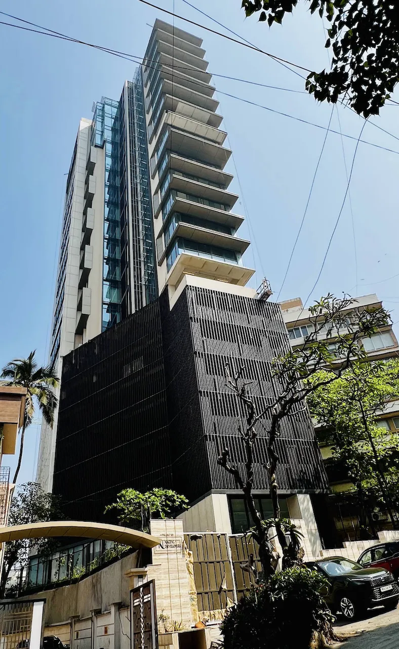 3 BHK Semi Furnished in Sagar Resham , Bandra West