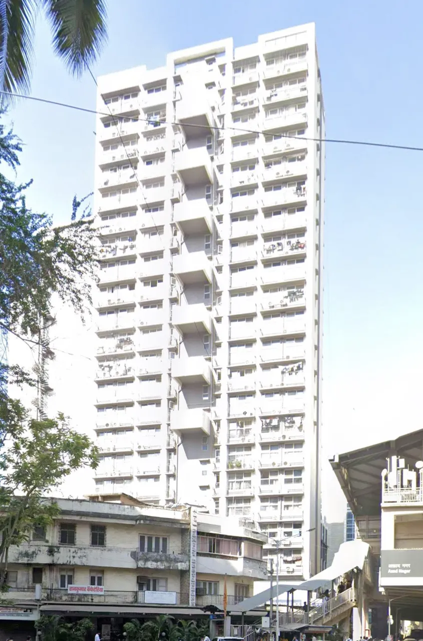 2BHK Flats on Rent in JP Eminence, Andheri West