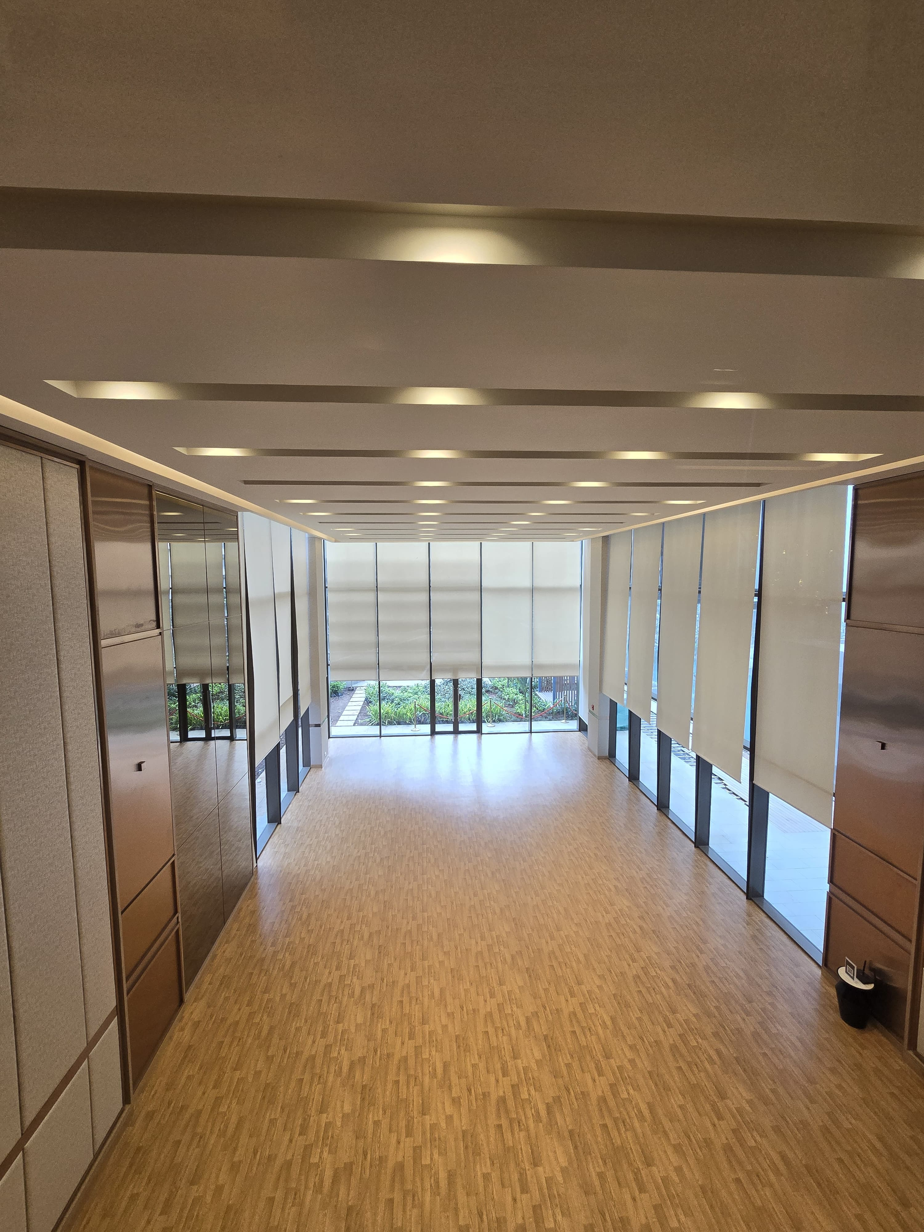 4 BHK Flats on Rent in X BKC, Bandra East