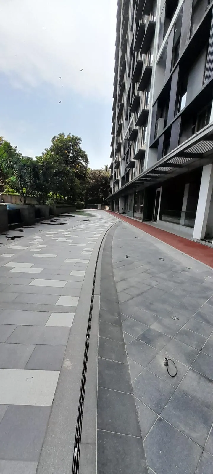 Compound - X Bkc, Bandra East