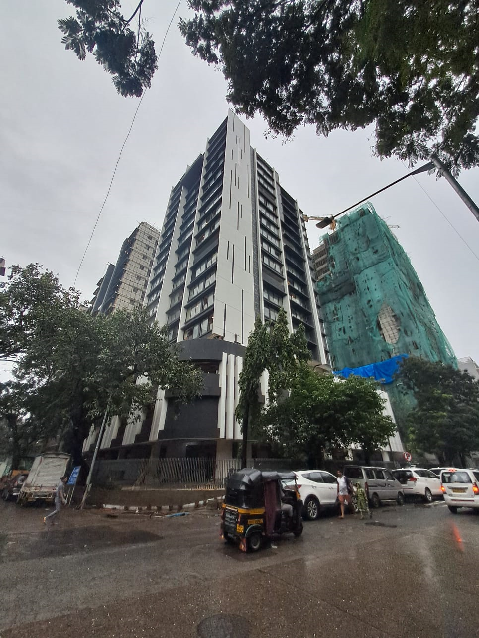 3 BHK Flats on Rent in Navkiran, Khar West