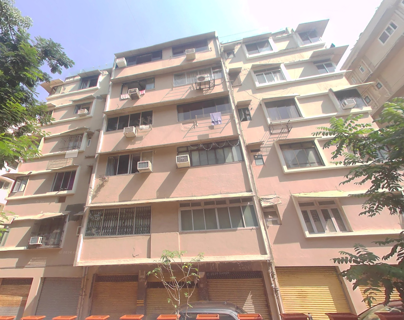 2 BHK Flats on Rent in Paras Building, Walkeshwar