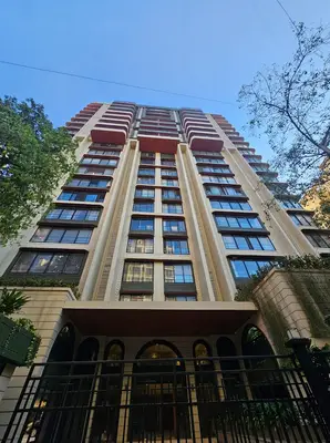 4 BHK Aum Nirvan, Khar West — for Sale — photo 10 thumbnail