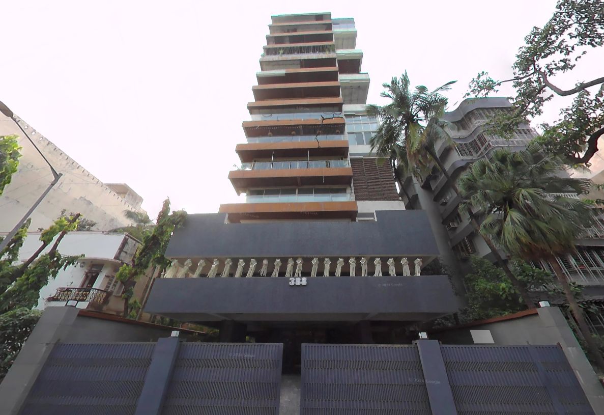 4 BHK Flats on Rent in 388, Khar West