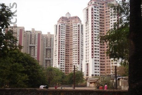 3 BHK Semi Furnished in Challengers Tower , Kandivali East