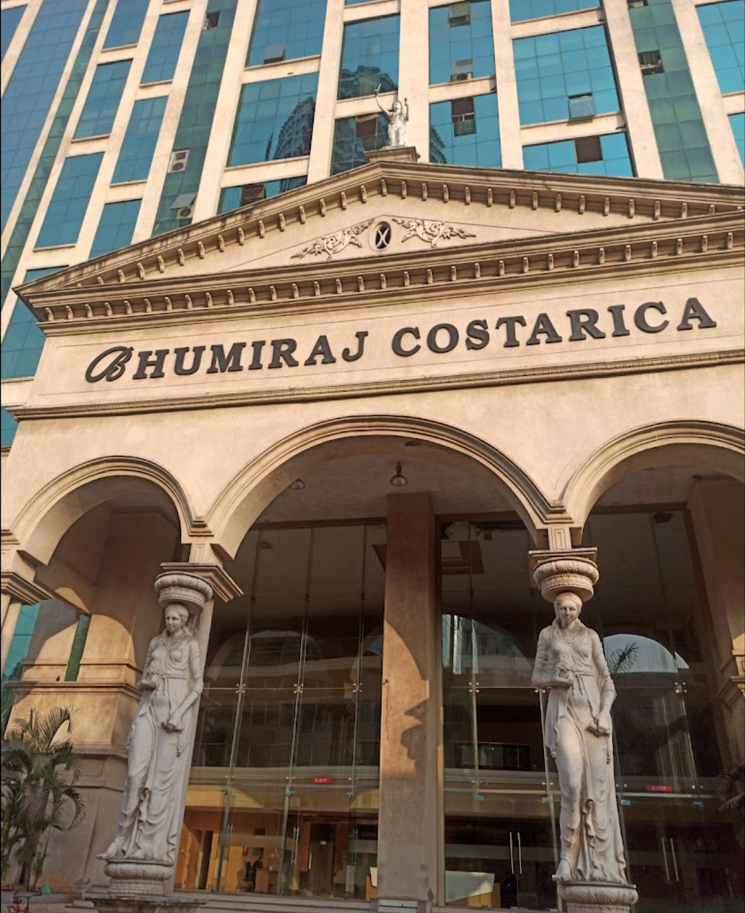 Office Space Un Furnished in Bhumiraj Costarica , Sanpada