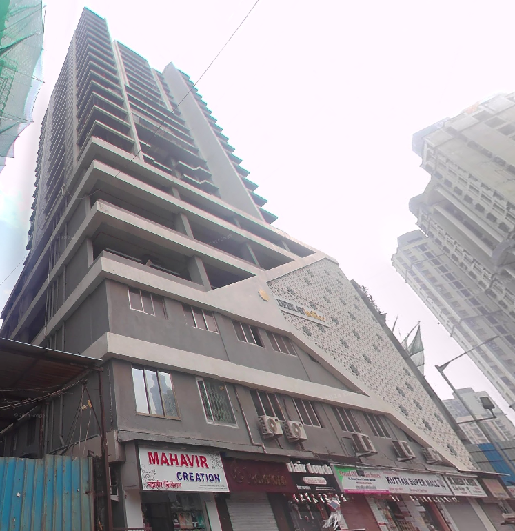 2 BHK Semi Furnished in Deekay solace , Byculla