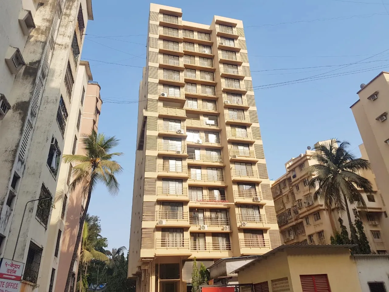 2 BHK Flats for Sale in Kedar Darshan, Andheri West