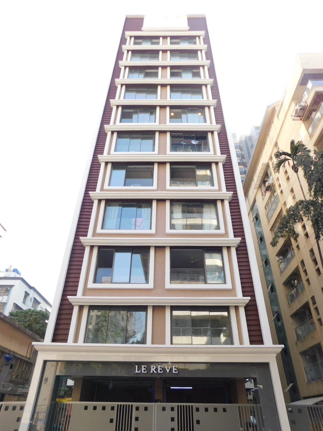 3 BHK Flats for Sale in Le Reve, Bandra West