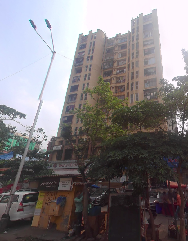 4 BHK Semi Furnished in Swapna Bhoomi , Dadar West