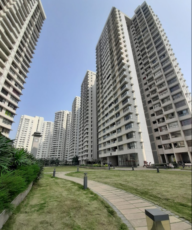 2 BHK Semi Furnished in Tower 14 Veridian L & T Emerald Isle , Powai