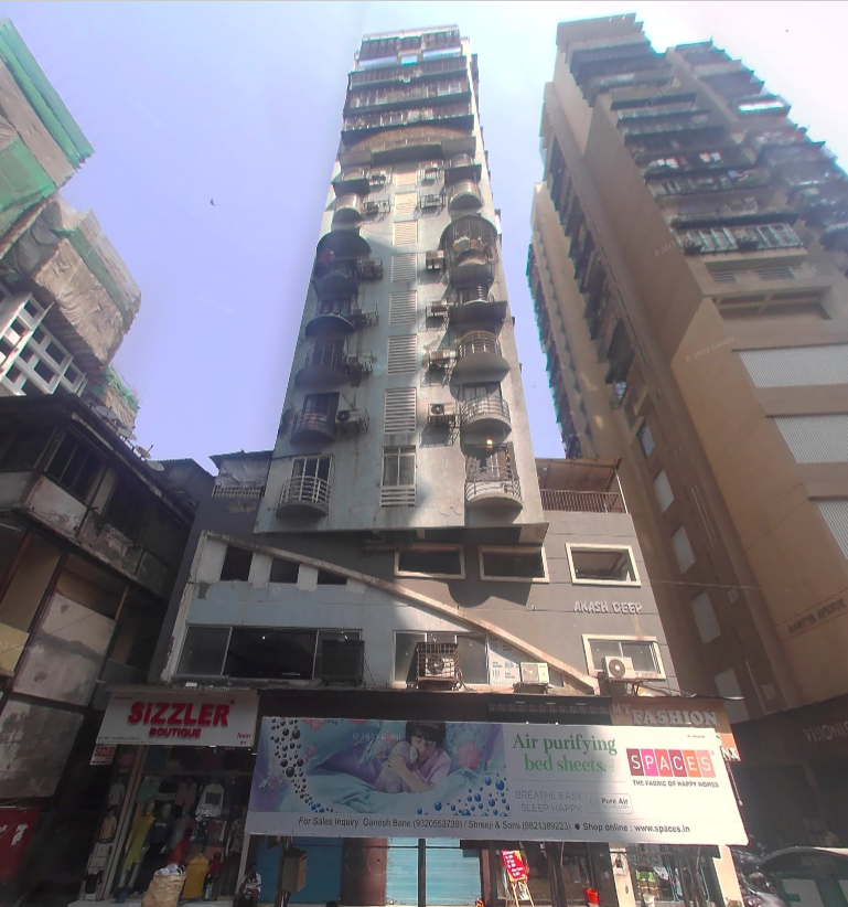 2 BHK Flats on Rent in Akashdeep Building, Girgaon