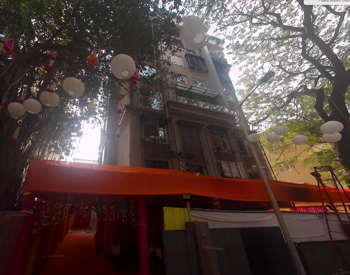 4 BHK Flats for Sale in Anand Apartments, Khar West