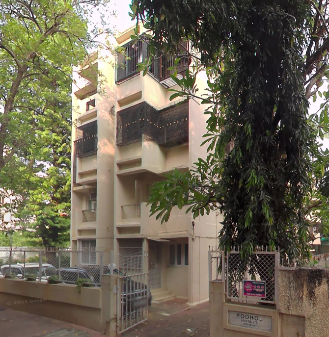 2 BHK Flats on Rent in Rodhol, Bandra West