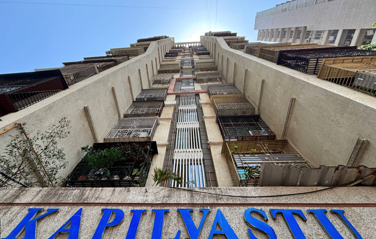 2 BHK Semi Furnished in Kapilvastu CHS Ltd , Goregaon West