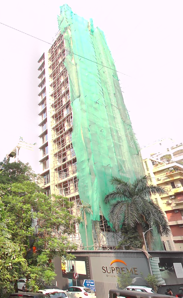 3 BHK Flats on Rent in Supreme Alora, Khar West