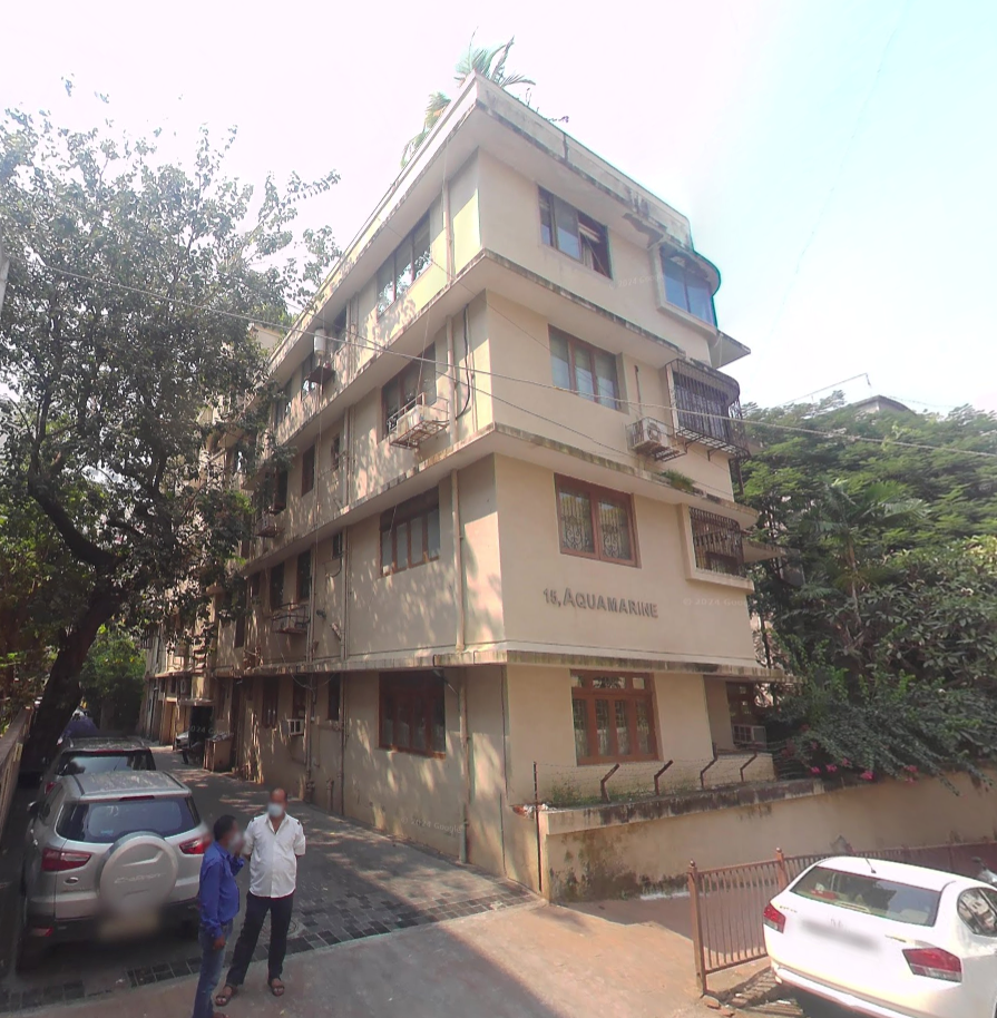 4 BHK Semi Furnished in Aqua Marine , Breach Candy