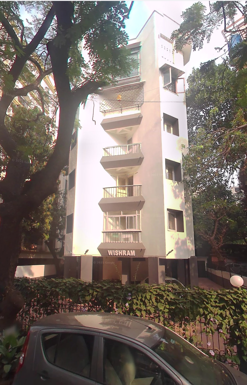 2 BHK Flats on Rent in Wishram, Khar West