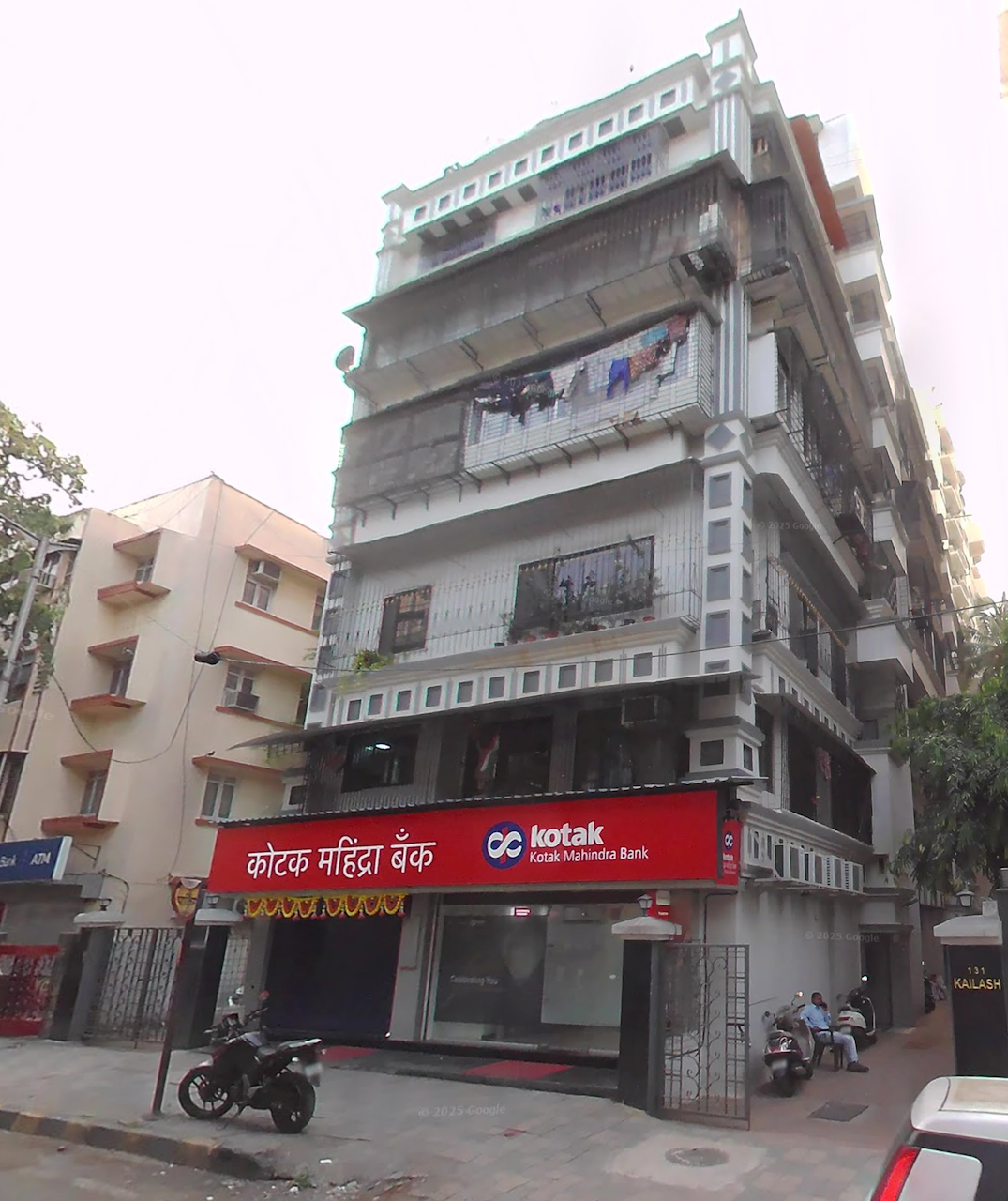 3 BHK Flats on Rent in Kailash CHS, Khar West