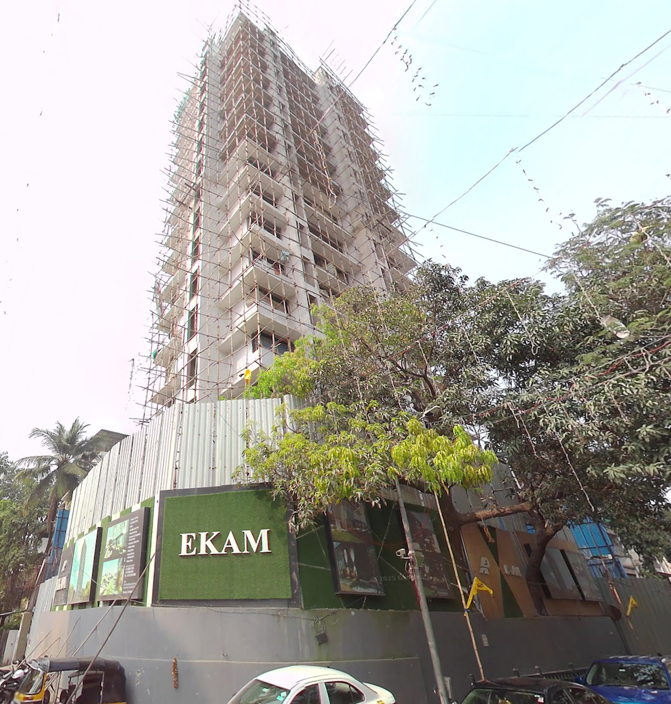 24 - Ekam, Santacruz West