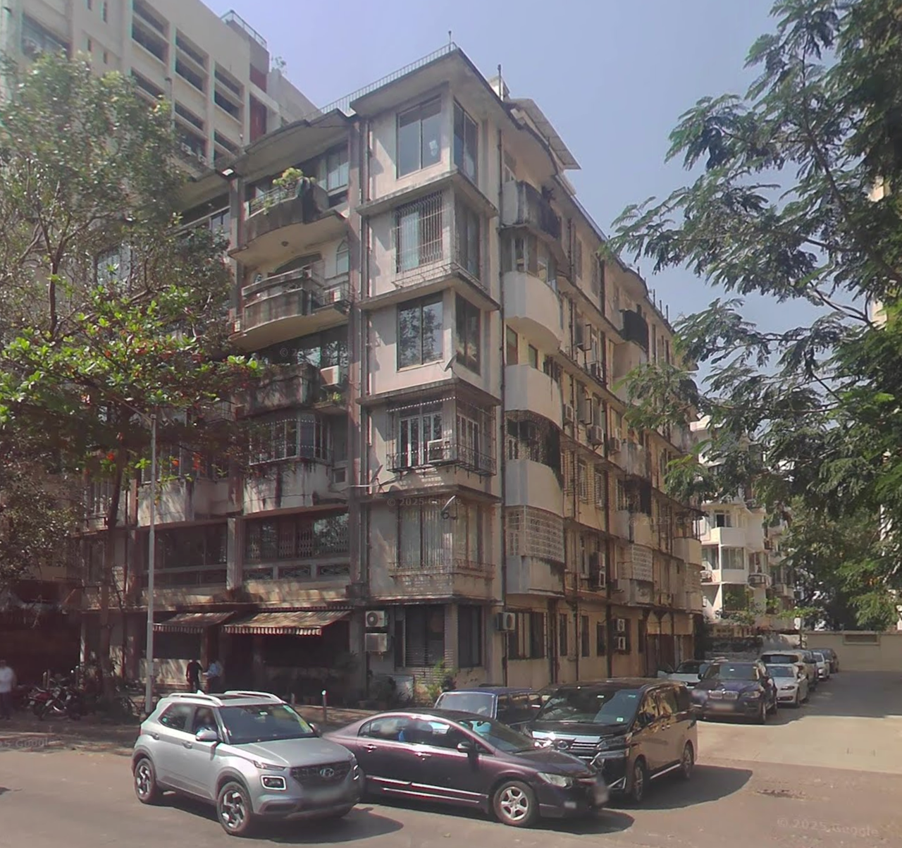 3 BHK Semi Furnished in Sita Kunj , Nariman Point