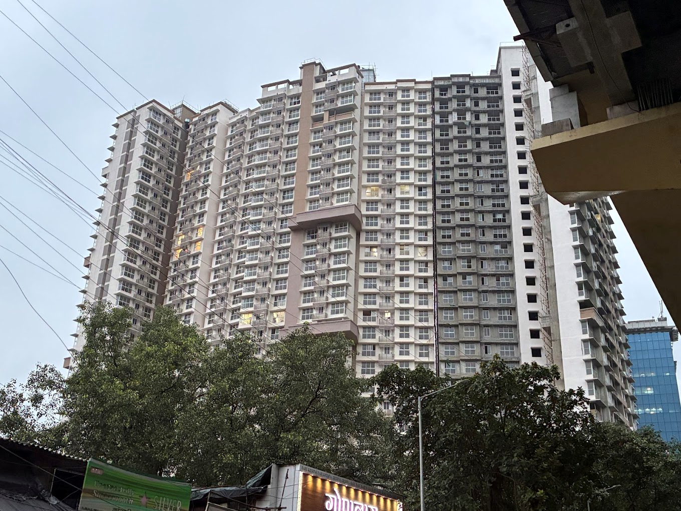 1 BHK Flats on Rent in Sheth Avante, Kanjur Marg