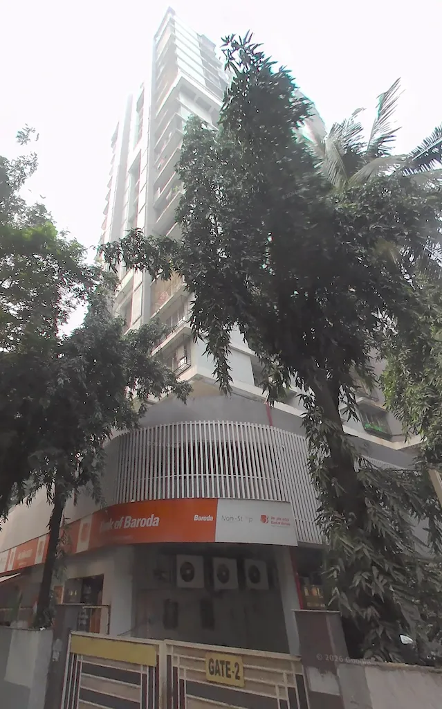 3 BHK Semi Furnished in Amar Jyoti Tower , Borivali West