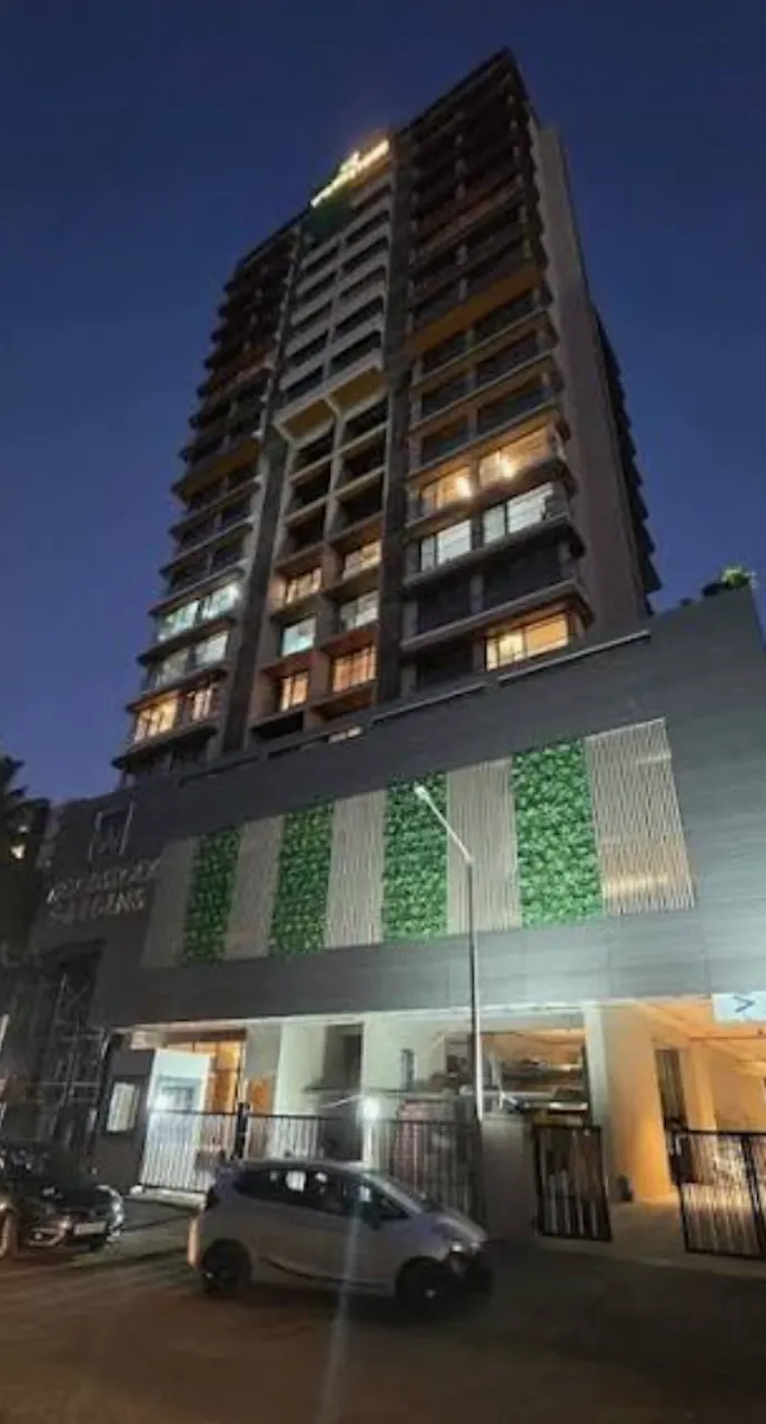 2 BHK Woodstock Gardens, Santacruz West — for Sale — photo 1
