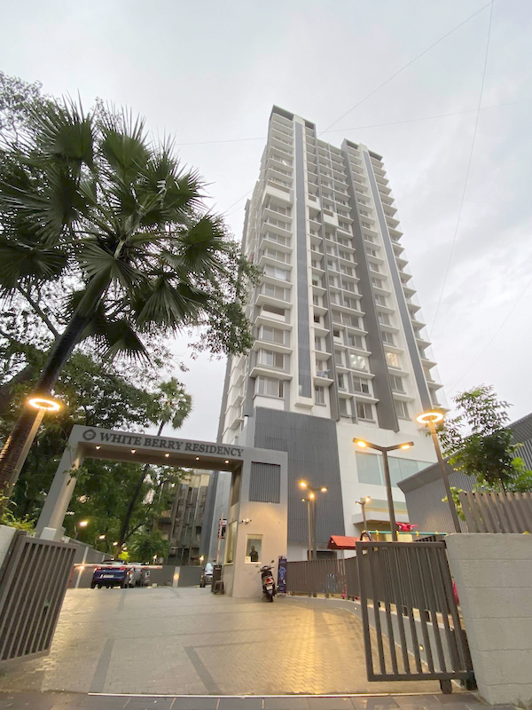 White Berry Residency, Kandivali East