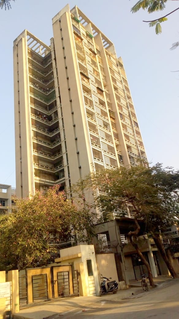 2 Living Essence, Kandivali East — for Rent