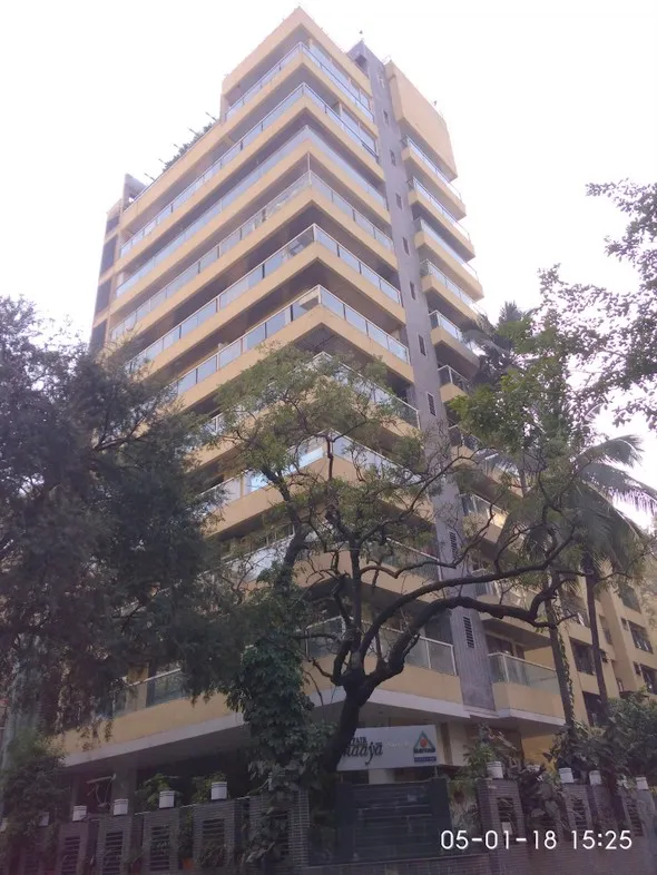 4 BHK Flats on Rent in Mayfair Maaya, Khar West