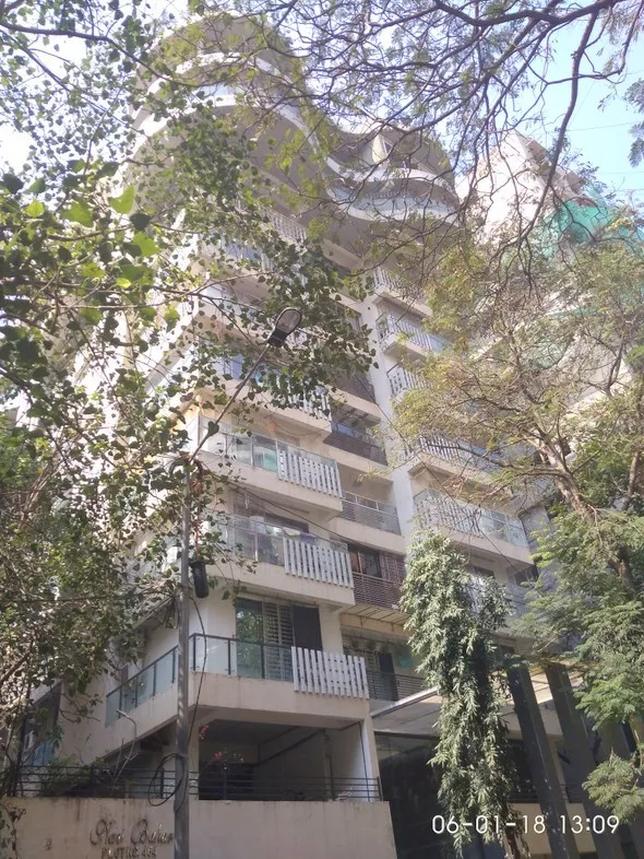 5 BHK Flats on Rent in Nav Bahar, Khar West