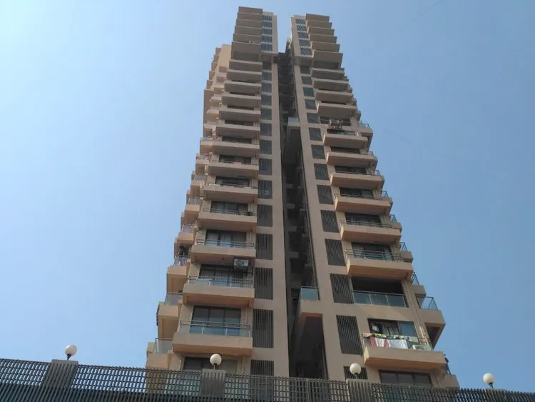 2½ BHK Flats for Sale in Neminath Ocean View, Andheri West