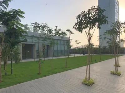  - Oberoi Esquire, Goregaon East