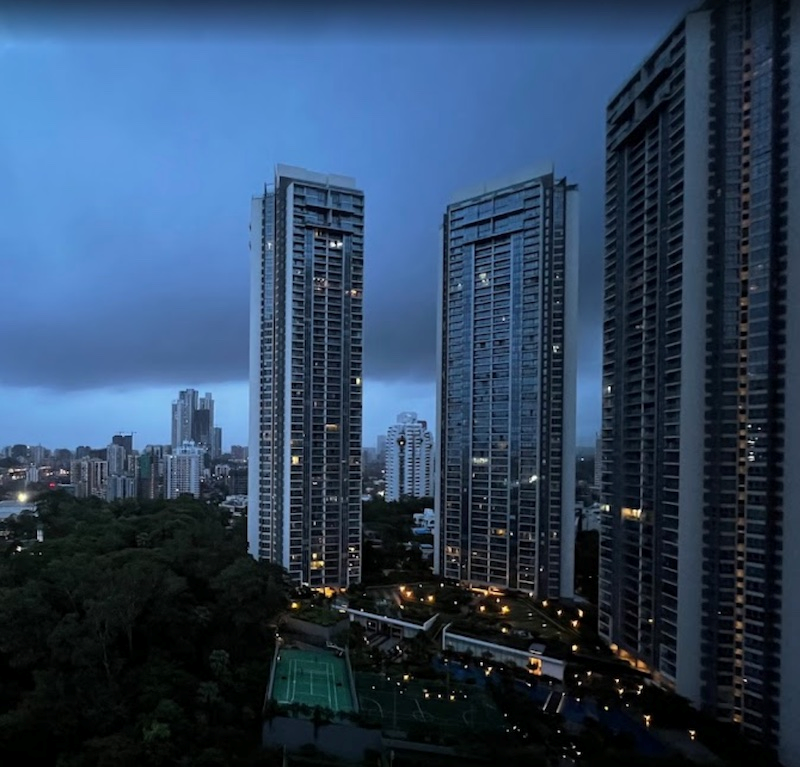 4 - Oberoi Exquisite, Goregaon East